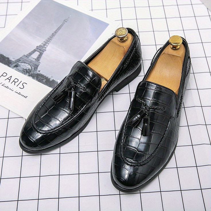 Crocodile-Embossed Tassel Loafers - 102